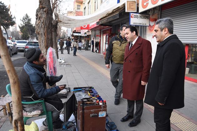 Başkan Zengince Özgürlük Bulvarındaki Esnafı Ziyaret Etti