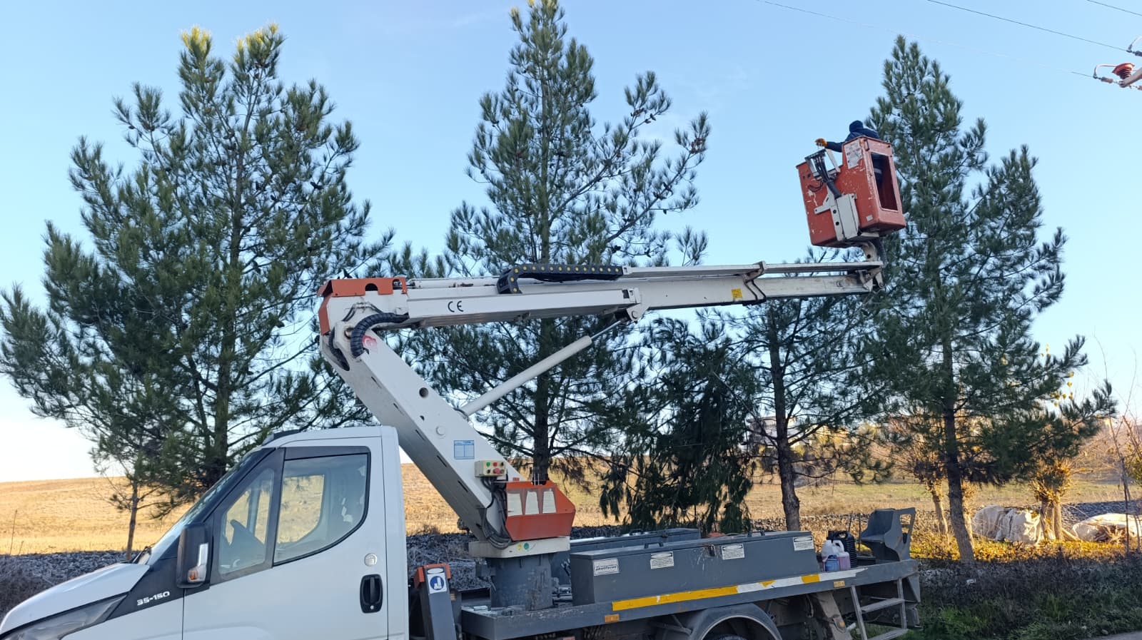 08a164f5-5999-4e21-b24f-3fcf9ab1dcf2