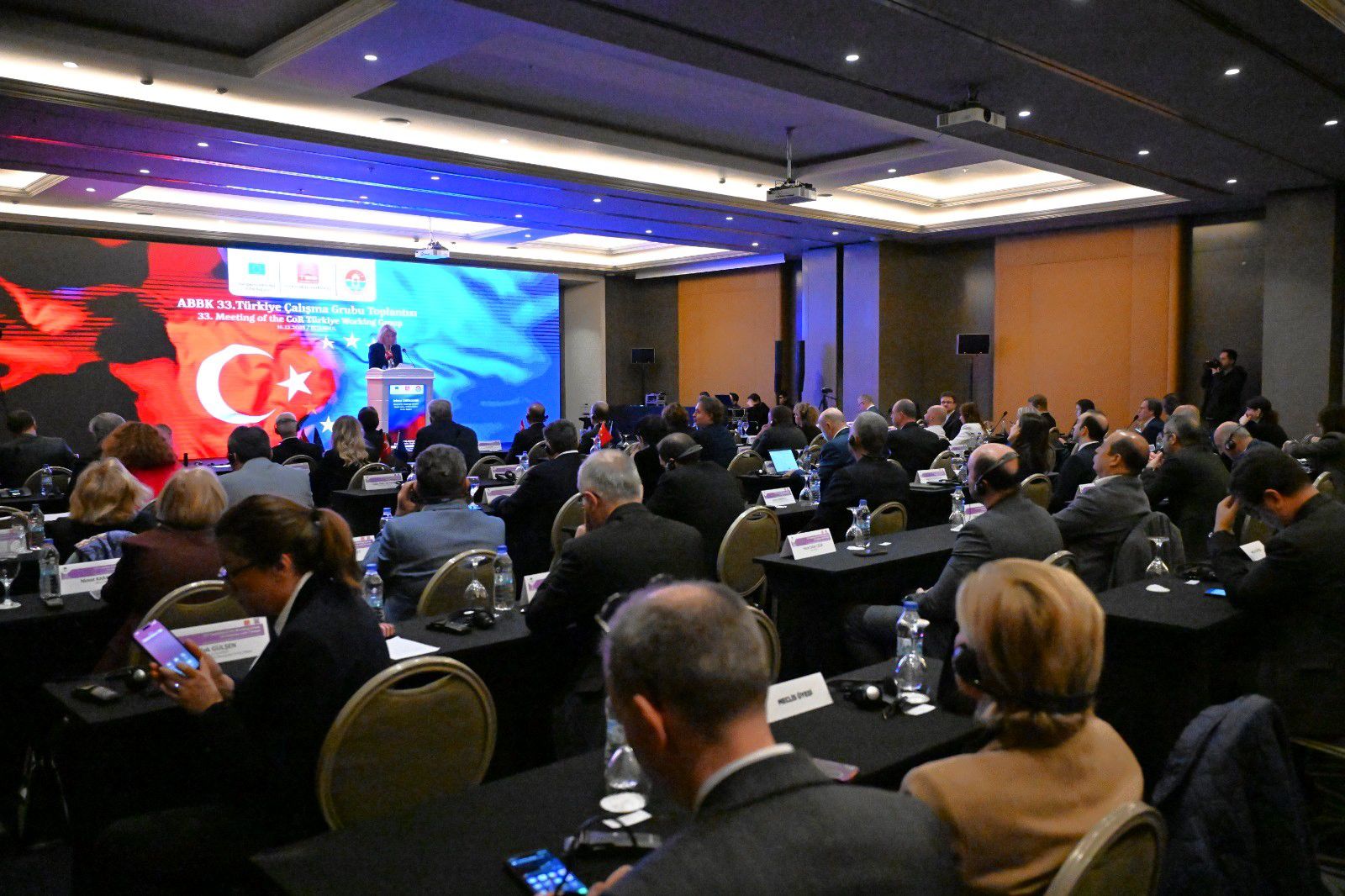 16b0293a-a7a1-448e-999d-e7040ccf98f6