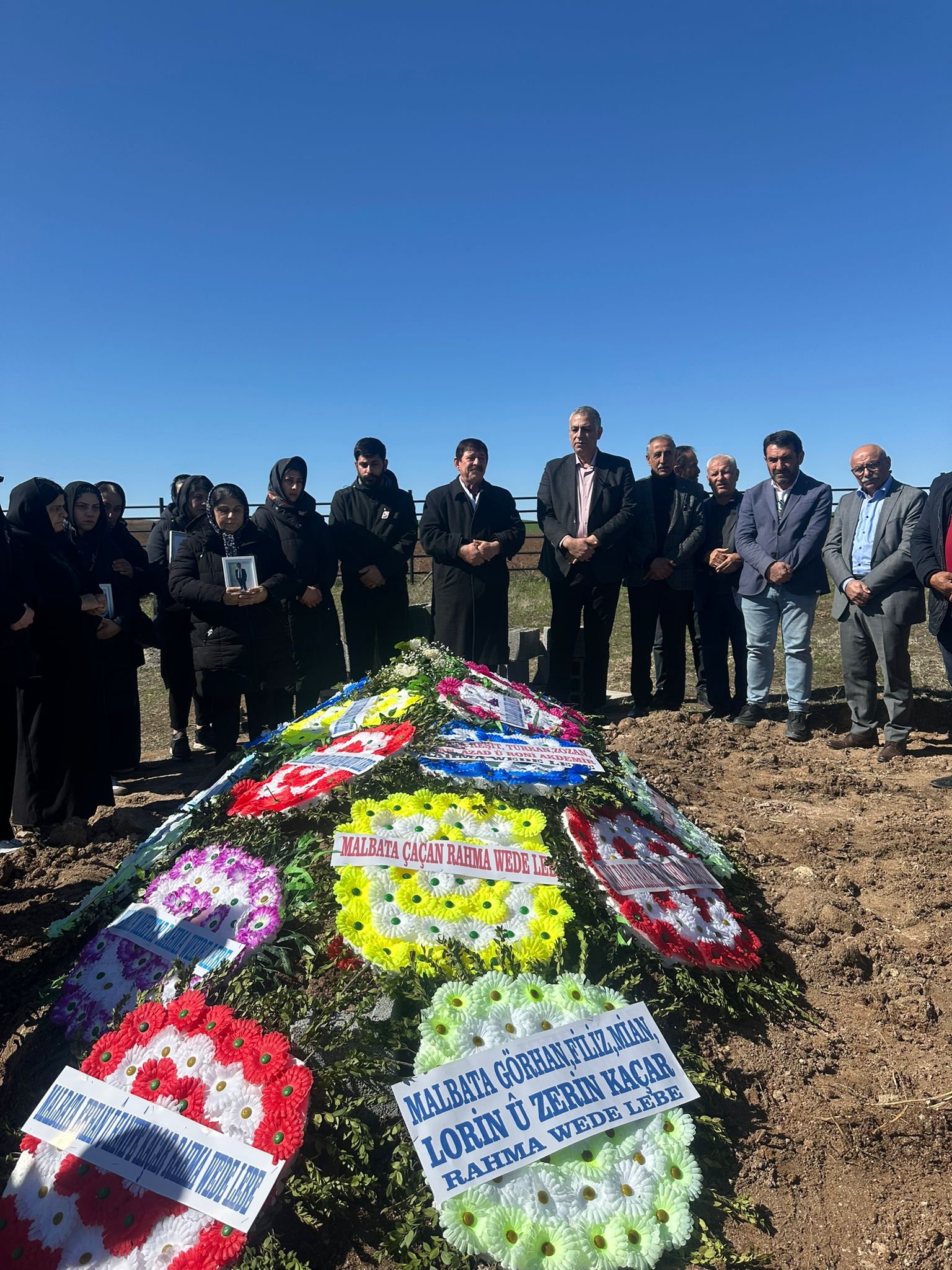 42373b91-b93d-47fa-af62-5e042d04f613