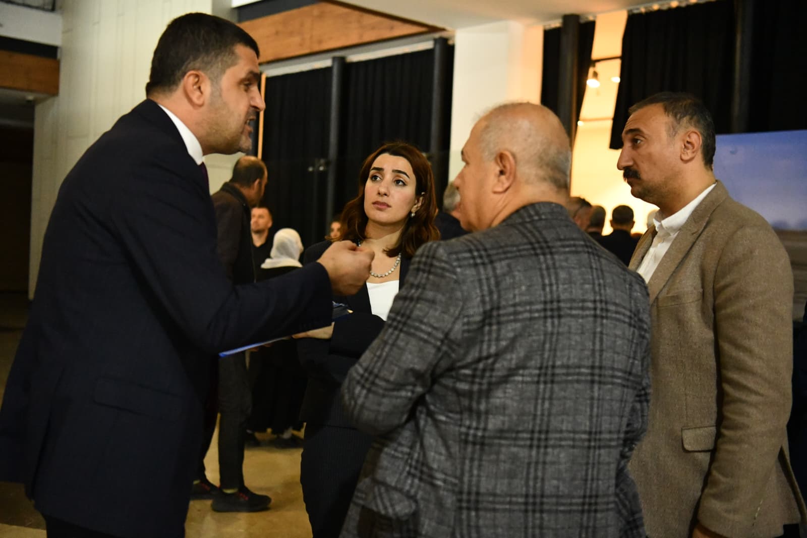 73ff9651-a9ae-4146-9406-462d57e5ba20