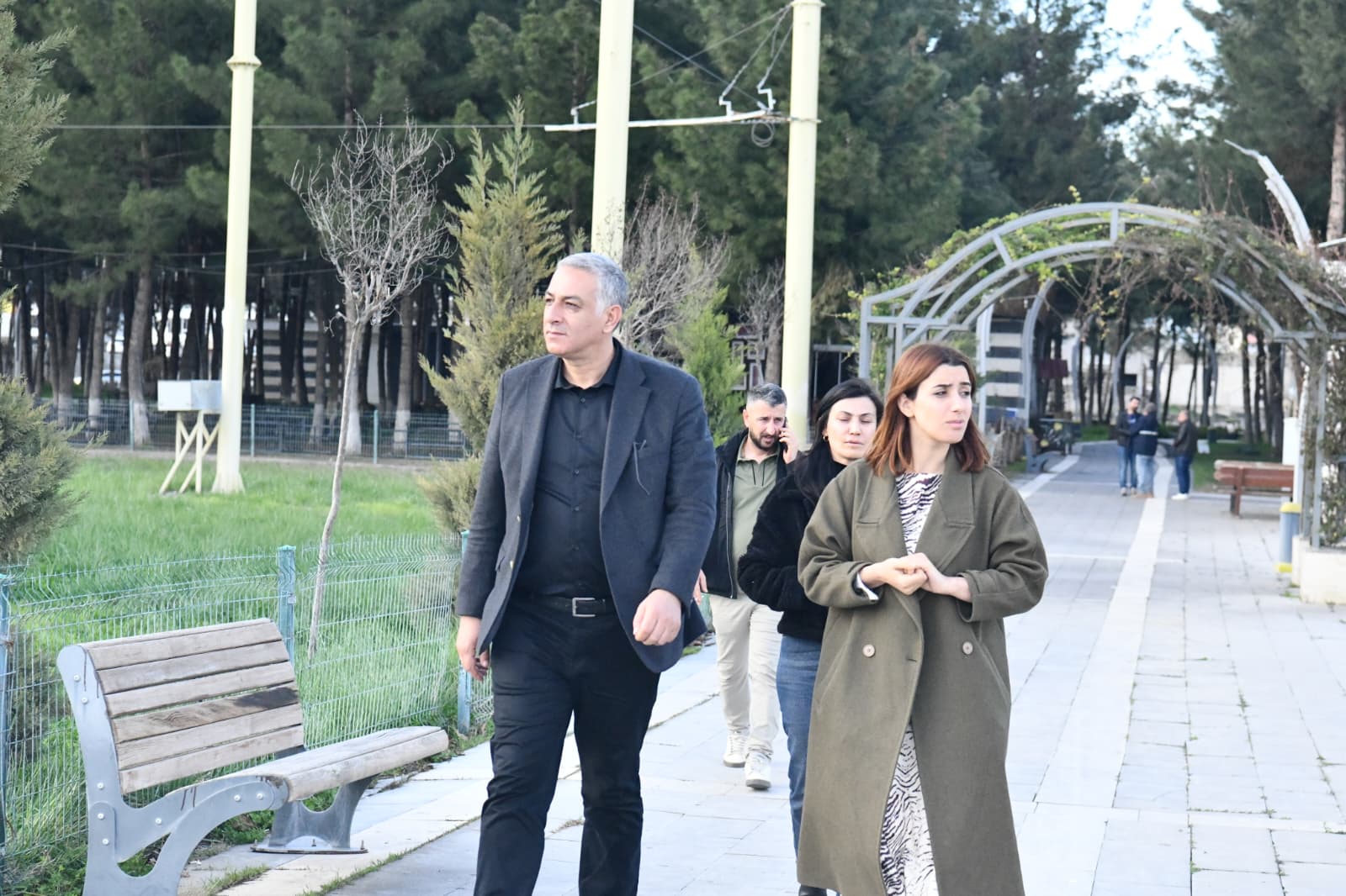 7779b7b7-2869-4f4f-862e-b5da561a5e5d (1)